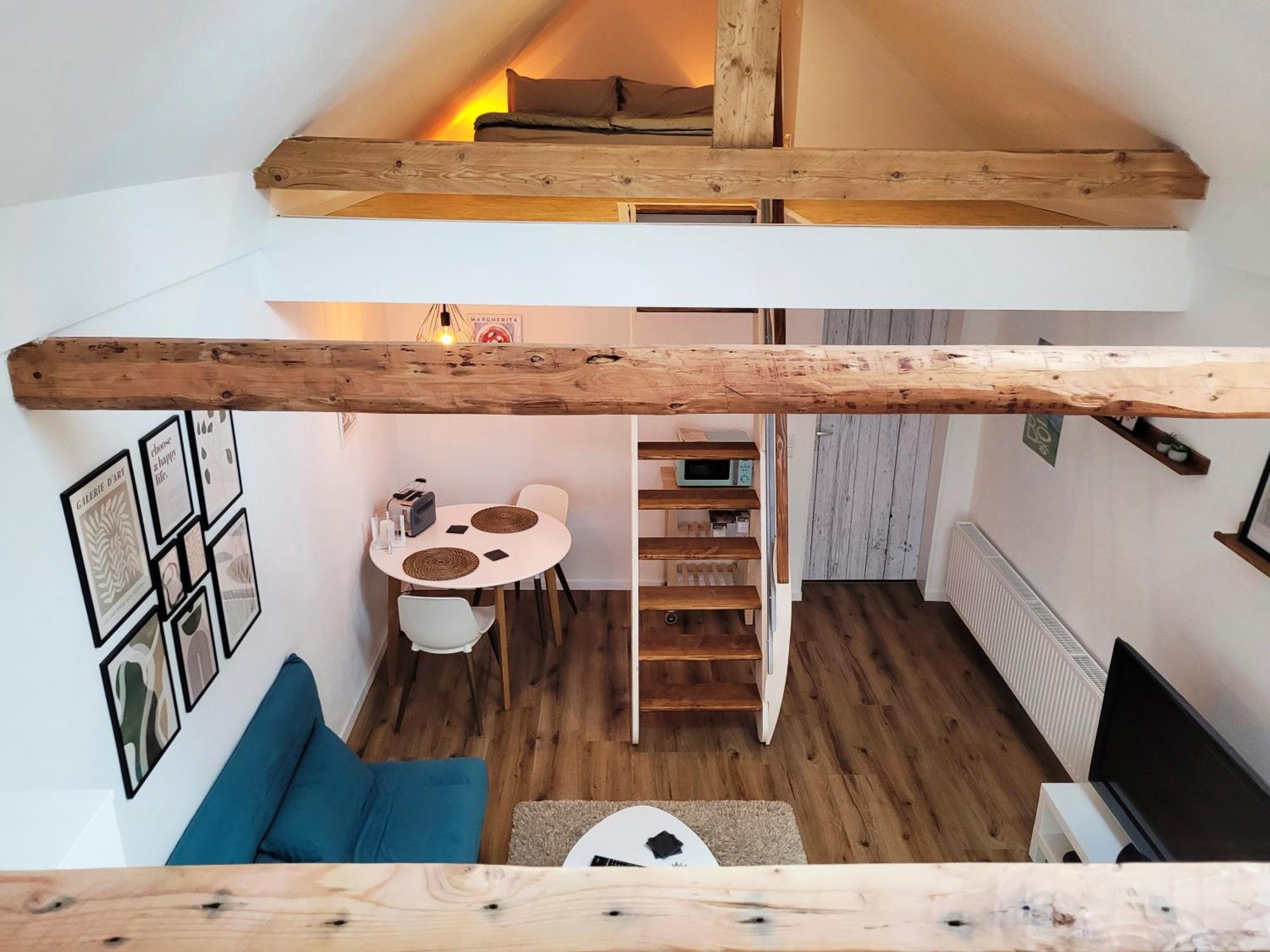 Modernes 1-Zimmer-Apartment Mit Galerie-Schlafkoje Im Skandinavischen Stil Ostenfeld  Luaran gambar