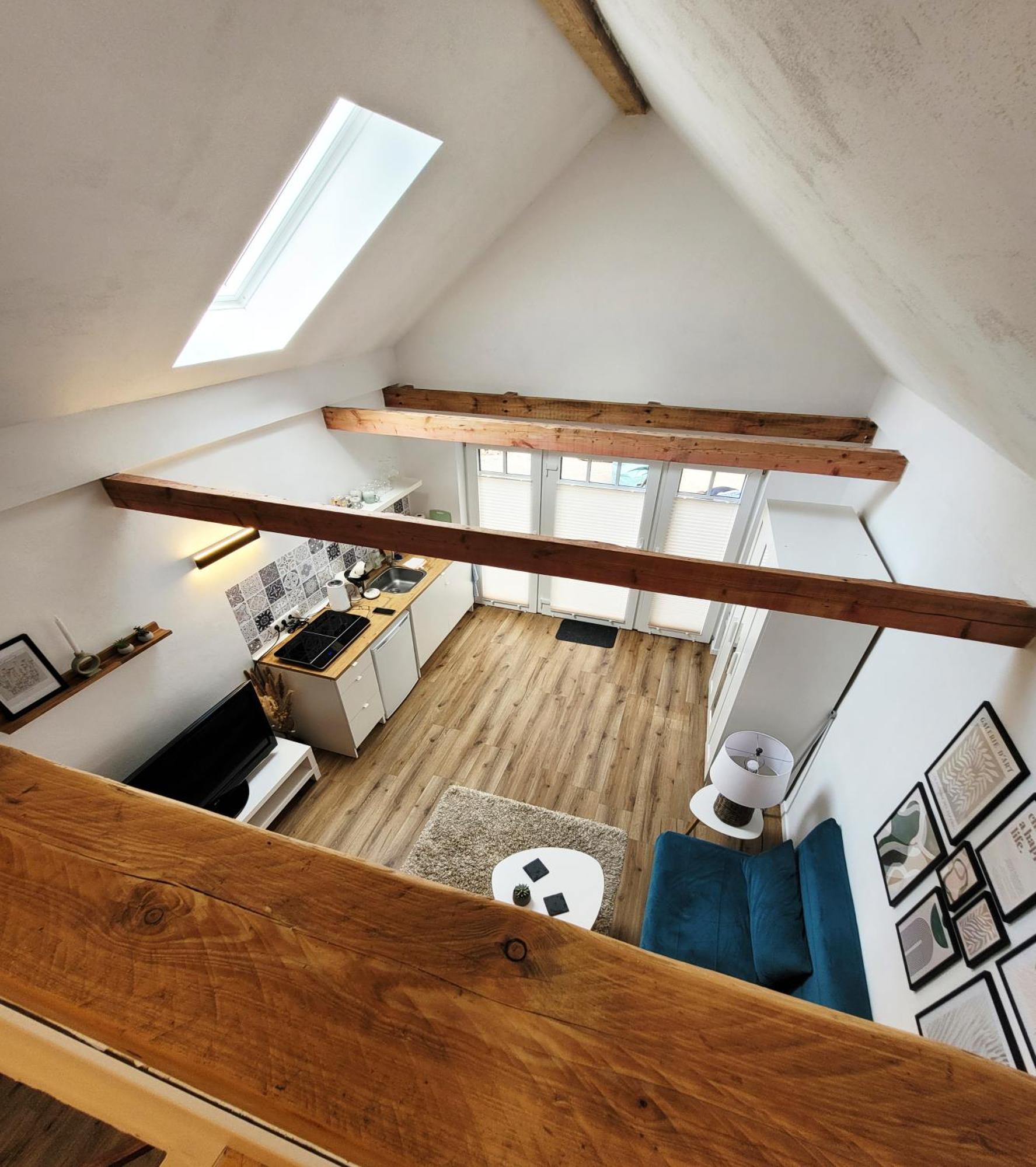 Modernes 1-Zimmer-Apartment Mit Galerie-Schlafkoje Im Skandinavischen Stil Ostenfeld  Luaran gambar