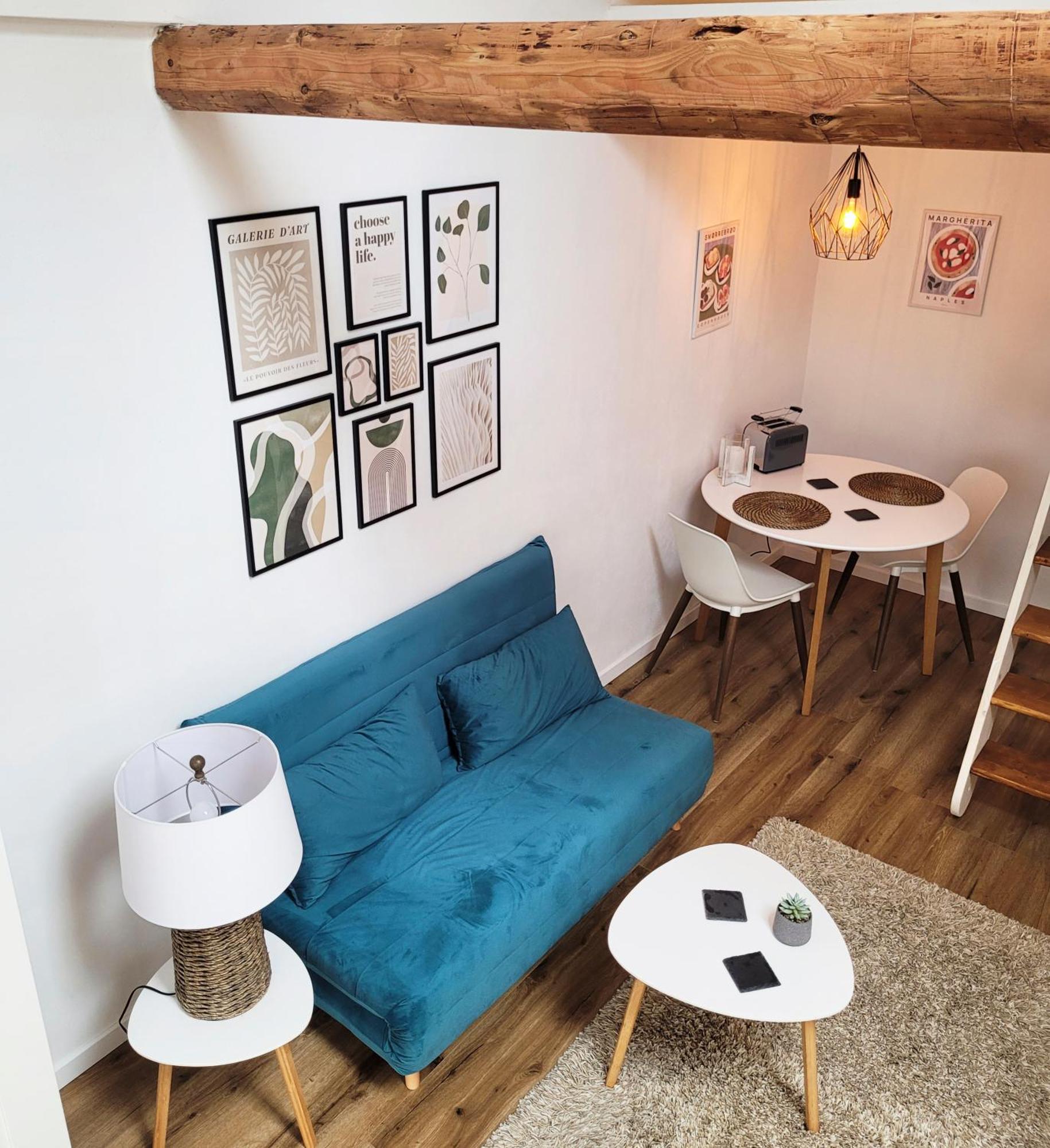 Modernes 1-Zimmer-Apartment Mit Galerie-Schlafkoje Im Skandinavischen Stil Ostenfeld  Luaran gambar